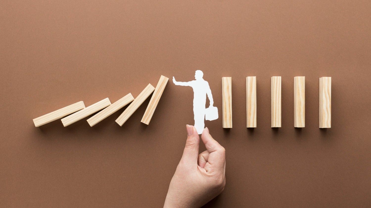 6 Strategies to Overcome the Insurance Industry Hiring Challenges in India