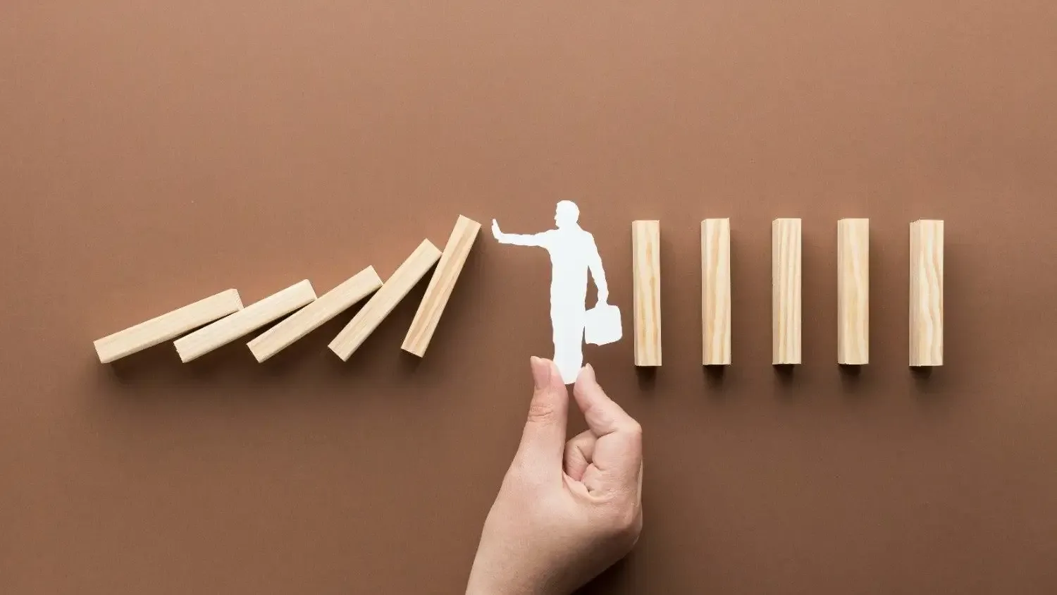 6 Strategies to Overcome the Insurance Industry Hiring Challenges in India